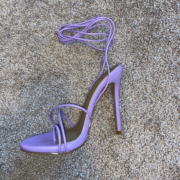 Lavender heels - Picture 2 of 2